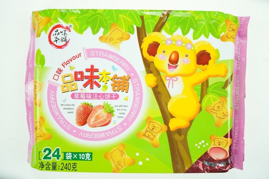 Strawberry cream cookies